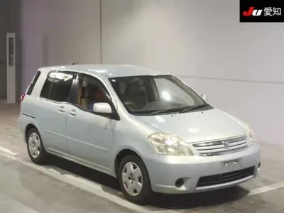 Toyota RAUM