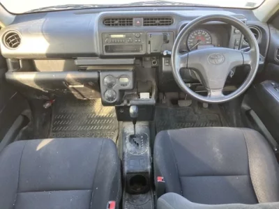 Toyota SUCCEED