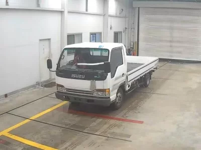 Isuzu ELF