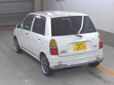 Daihatsu MIRA