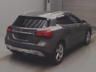 Mercedes-Benz GLA CLASS