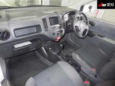 Nissan AD