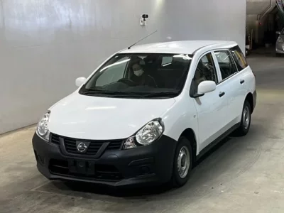 Nissan AD