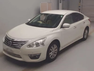 Nissan TEANA