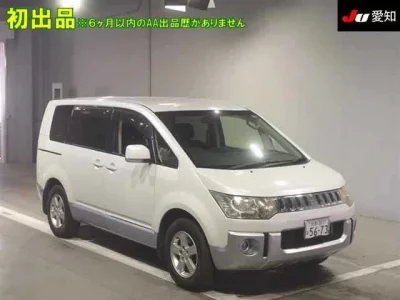 Mitsubishi DELICA D5