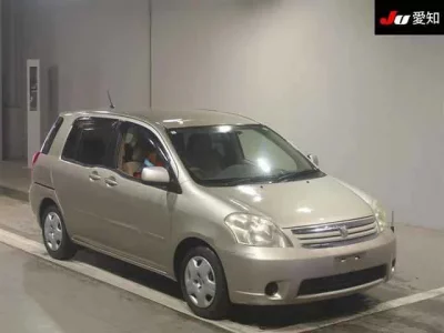 Toyota RAUM