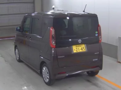 Nissan ROOX
