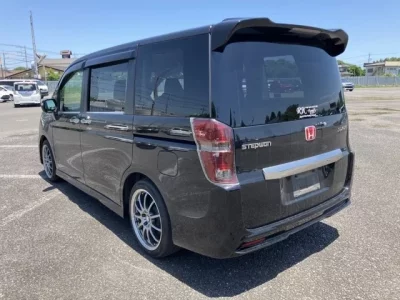 Honda STEP WAGON