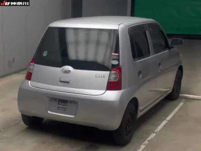 Daihatsu Esse