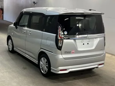 Mitsubishi DELICA D2