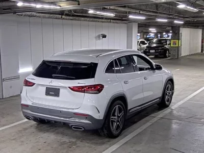 Mercedes-Benz GLA CLASS