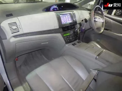 Toyota ESTIMA HYBRID