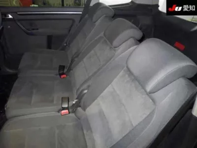 Volkswagen GOLF TOURAN