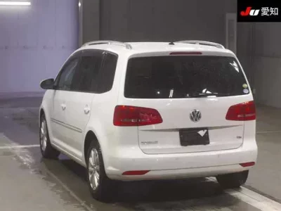 Volkswagen GOLF TOURAN