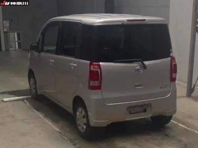 Daihatsu TANTO EXE