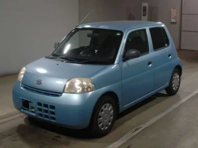 Daihatsu Esse