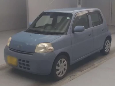 Daihatsu Esse