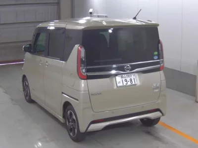 Nissan ROOX