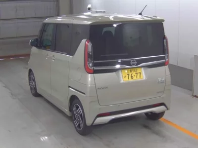Nissan ROOX