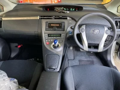 Toyota PRIUS PHV
