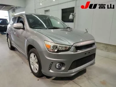 Mitsubishi RVR