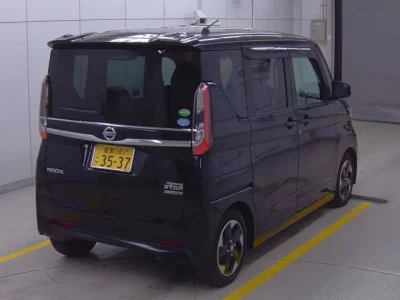 Nissan ROOX
