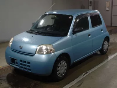Daihatsu Esse