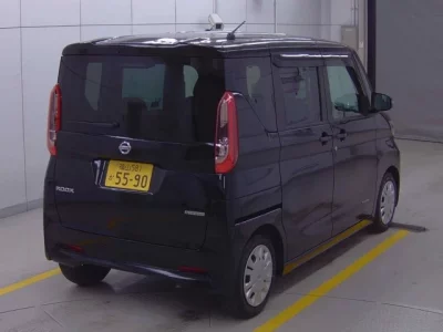 Nissan ROOX