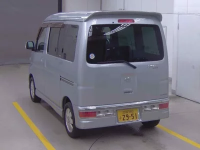 Daihatsu Atrai Wagon