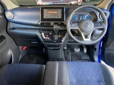 Mitsubishi EK X