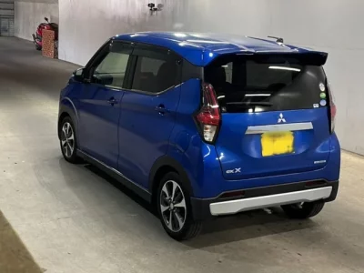 Mitsubishi EK X