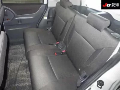 Mitsubishi DELICA D2