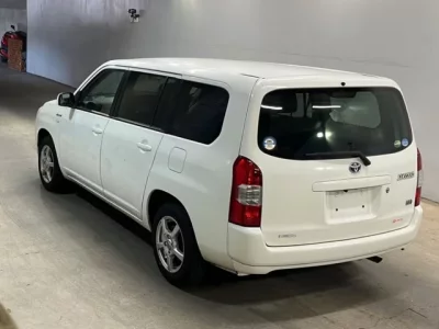 Toyota SUCCEED