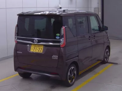 Nissan ROOX