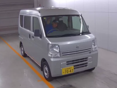 Nissan CLIPPER VAN