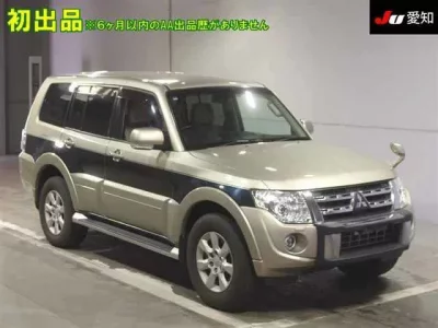 Mitsubishi PAJERO
