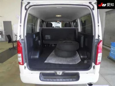 Toyota REGIUS ACE VAN