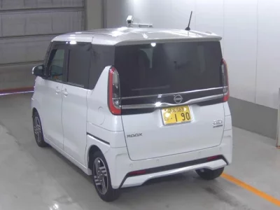 Nissan ROOX