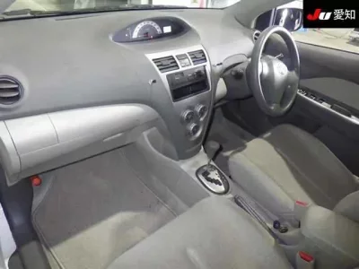 Toyota BELTA