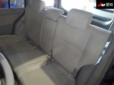 Toyota RAUM
