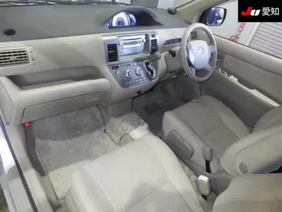 Toyota RAUM