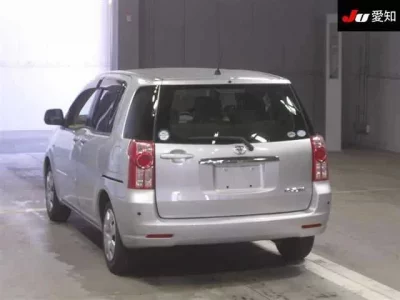 Toyota RAUM