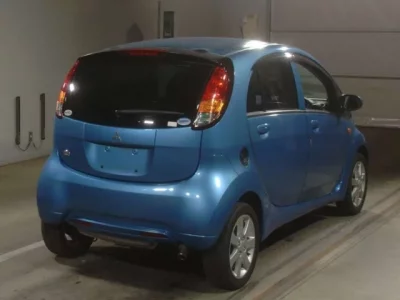 Mitsubishi I