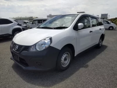 Nissan AD