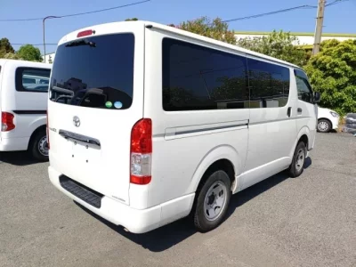 Toyota REGIUS ACE VAN
