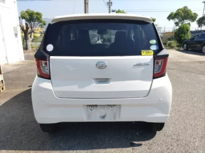 Daihatsu MIRA E S
