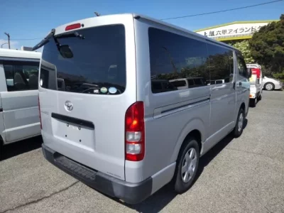 Toyota REGIUS ACE VAN