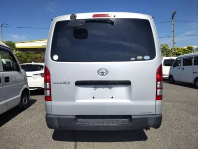 Toyota REGIUS ACE VAN