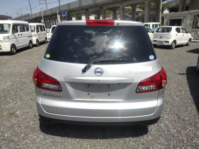 Nissan WINGROAD
