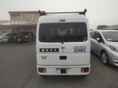 Nissan CLIPPER VAN